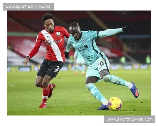 巴黎FC主场0-5惨败朗斯 防守端连续低级失误危及保级前景 巴黎FC主场0-5惨败朗斯 防守端连续低级失误危及保级前景